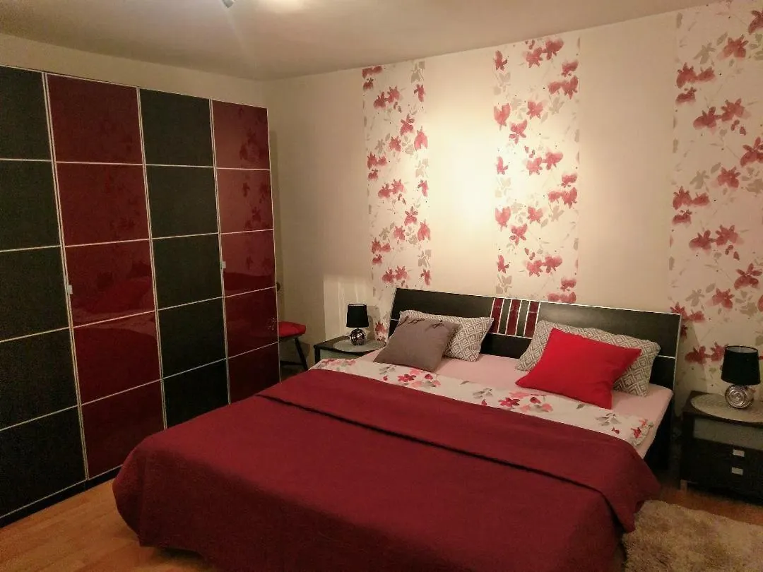 Lovely Apartment With Garden And Terrace غييكا